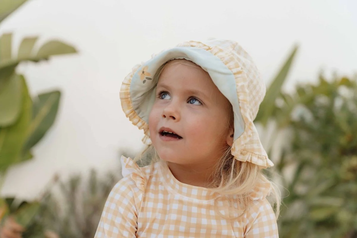 Little Dutch Zonnehoedje Baby Reversible Sea Green/Sunshine Checks - Image 7